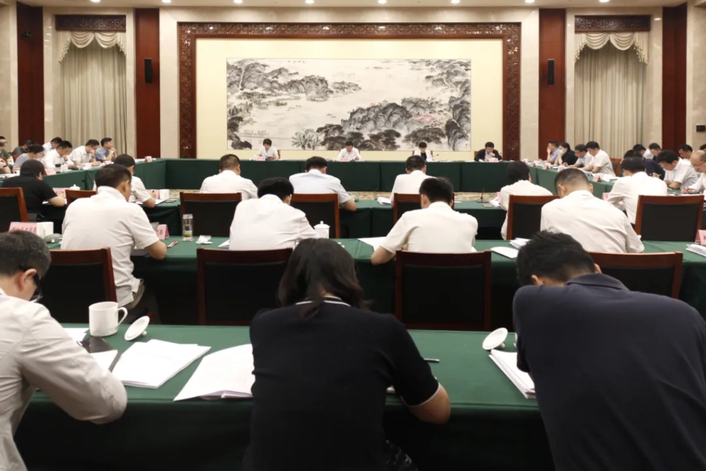 無錫市召開工業(yè)經(jīng)濟(jì)半年度工作會議
